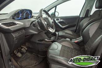 Peugeot 2008 1.2 Allure Clima picture 22