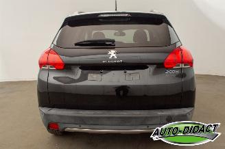 Peugeot 2008 1.2 Allure Clima picture 32