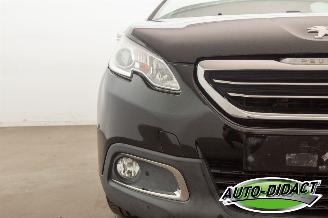 Peugeot 2008 1.2 Allure Clima picture 28