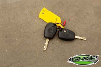 Renault Clio 1.2-16V Airco Expression picture 24