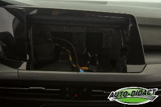 Volkswagen Golf 1.5 eTSI Automaat R-Line Business picture 5