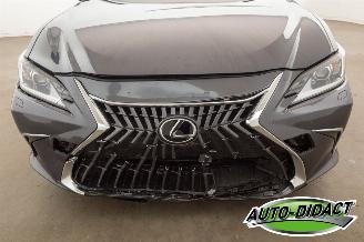Lexus ES 300 Hybrid 33.094 km Carpas Clima Navi Leder Camera picture 35