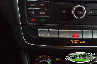 Mercedes Cla-klasse 200d Automaat Airco Navi Leder picture 12