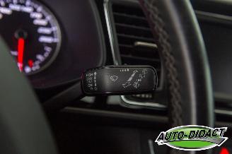 Seat Leon 2.0 TDI Automaar Clima Navi Camera picture 17