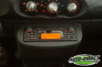 Renault Twingo 1.2 16V Collection Airco picture 8