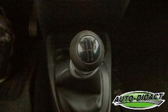 Renault Twingo 1.2 16V Collection Airco picture 10