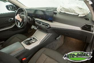 BMW 3-serie 318i Automaat Digi Dash Clima Navi picture 17