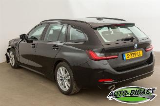 BMW 3-serie 318i Automaat Digi Dash Clima Navi picture 3