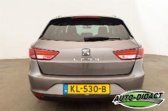 Seat Leon 1.6 TDI Clima Navi Camera Style Connect Ecomotive picture 33