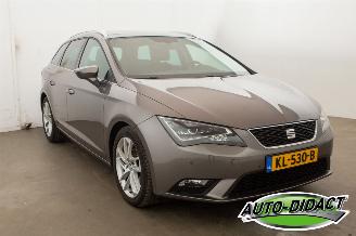 Seat Leon 1.6 TDI Clima Navi Camera Style Connect Ecomotive picture 2