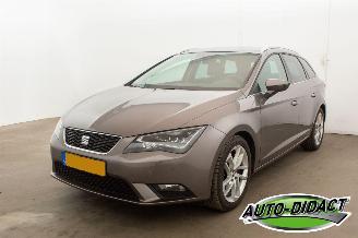 Auto incidentate Seat Leon 1.6 TDI Clima Navi Camera Style Connect Ecomotive 2016/10