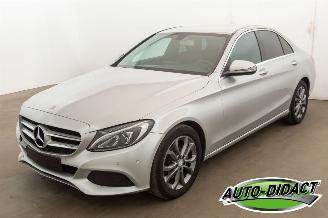 krockskadad bil auto Mercedes C-klasse C200d Clima Navi 2017/11