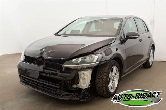 Damaged car Volkswagen Golf 1.0 Automaat Clima Trendline 2019/4
