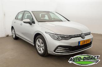 Volkswagen Golf 1.0 TSI 3129 km Clima Navi Camera Life Business picture 2