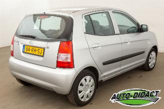 Kia Picanto 1.0 LXE Airco picture 4