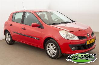 Renault Clio 1.6-16V Airco Dynamique picture 2