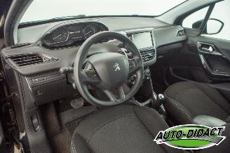 Peugeot 208 1.2 Automaat Airco Navi PureTech Active picture 22