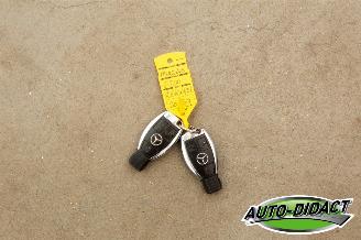 Mercedes E-klasse E200 Automaat Clima Navi picture 29