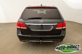Mercedes E-klasse E200 Automaat Clima Navi picture 35