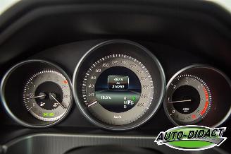 Mercedes E-klasse E200 Automaat Clima Navi picture 6