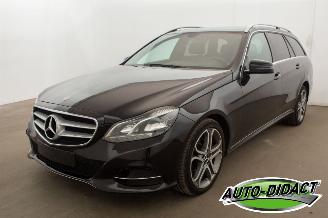 krockskadad bil auto Mercedes E-klasse E200 Automaat Clima Navi 2013/12