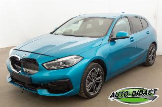 Damaged car BMW 1-serie 118i Automaat Digi Dash Camera Clima Navi 2022/11