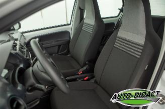 Volkswagen Up! 1.0 36.362 km Airco picture 21