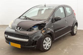 Schadeauto Peugeot 107 1.0-12V XS 2010/6