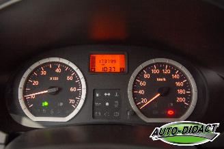 Dacia Logan 1.6 Lauréate picture 6