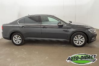 Volkswagen Passat 1.4 TSI Automaat Clima Navi Comfortline Business picture 40