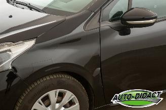 Peugeot 208 1.2 PureTech 66.812 km NAP Airco Blue Lion picture 37