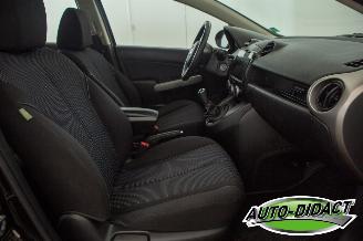 Mazda 2 1.3 Airco picture 18
