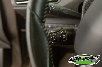 Peugeot 308 SW 1.2 PureTech Clima Navi Pano Style picture 19