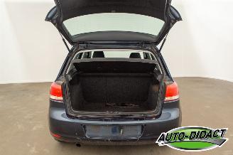 Volkswagen Golf 1.6 TDI BlueMotion Clima Navi picture 41