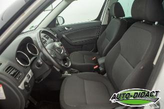 Skoda Yeti 1.2 TSI Automaat Airco Navi Ambition picture 23