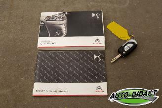 Citroën DS3 1.6 e-HDi Clima Navi So Chic picture 23