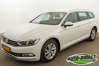 Voiture accidenté Volkswagen Passat 1.6 TDI Automaat Clima Navi Comfortline Business 2018/1