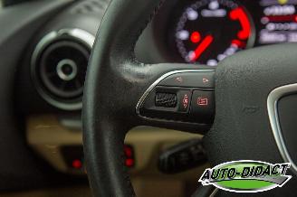 Audi A3 1.6 TDI Clima Navi Leder Ambiente picture 15