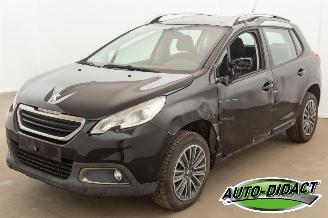 škoda osobní automobily Peugeot 2008 1.2 Active 118.099 km Navi Airco 2015/1