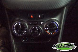 Peugeot 2008 1.2 Active 118.099 km Navi Airco picture 8