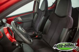 Toyota Aygo 1.0-12V Automaat Airco Aspiration Red Navigator picture 23