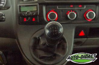 Volkswagen Transporter 2.0 TDI L1H1 BlueMotion picture 15