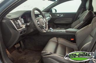 Volvo V-60 2.0 B4 Automaat 8794 km Digi Dash Camera Navi Plus Dark picture 25