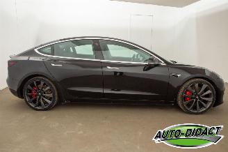 Tesla Model 3 Long Range Dual AWD Pano picture 35