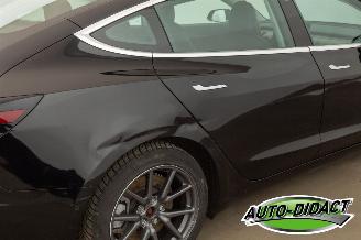 Tesla Model 3 Long Range AWD 75 kWh Pano Leder picture 26