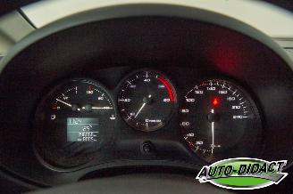 Seat Leon 1.6 TDI Airco picture 6