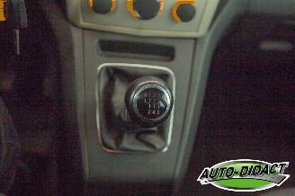 Opel Zafira 2.2 Airco 7p. Temptation picture 9