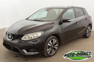 Schadeauto Nissan Pulsar 1.2 Automaat Navi Camera Clima 2018/7