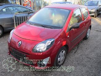 demontáž osobní automobily Renault Twingo Twingo II (CN) Hatchback 3-drs 1.2 16V (D4F-772(D4F-J7)) [56kW]  (03-2=
007/09-2014) 2010