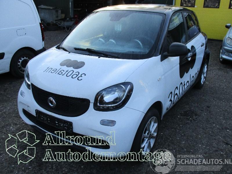 Smart Forfour Forfour (453) Hatchback 5-drs 1.0 12V (M281.920) [52kW]  (07-2014/...)=